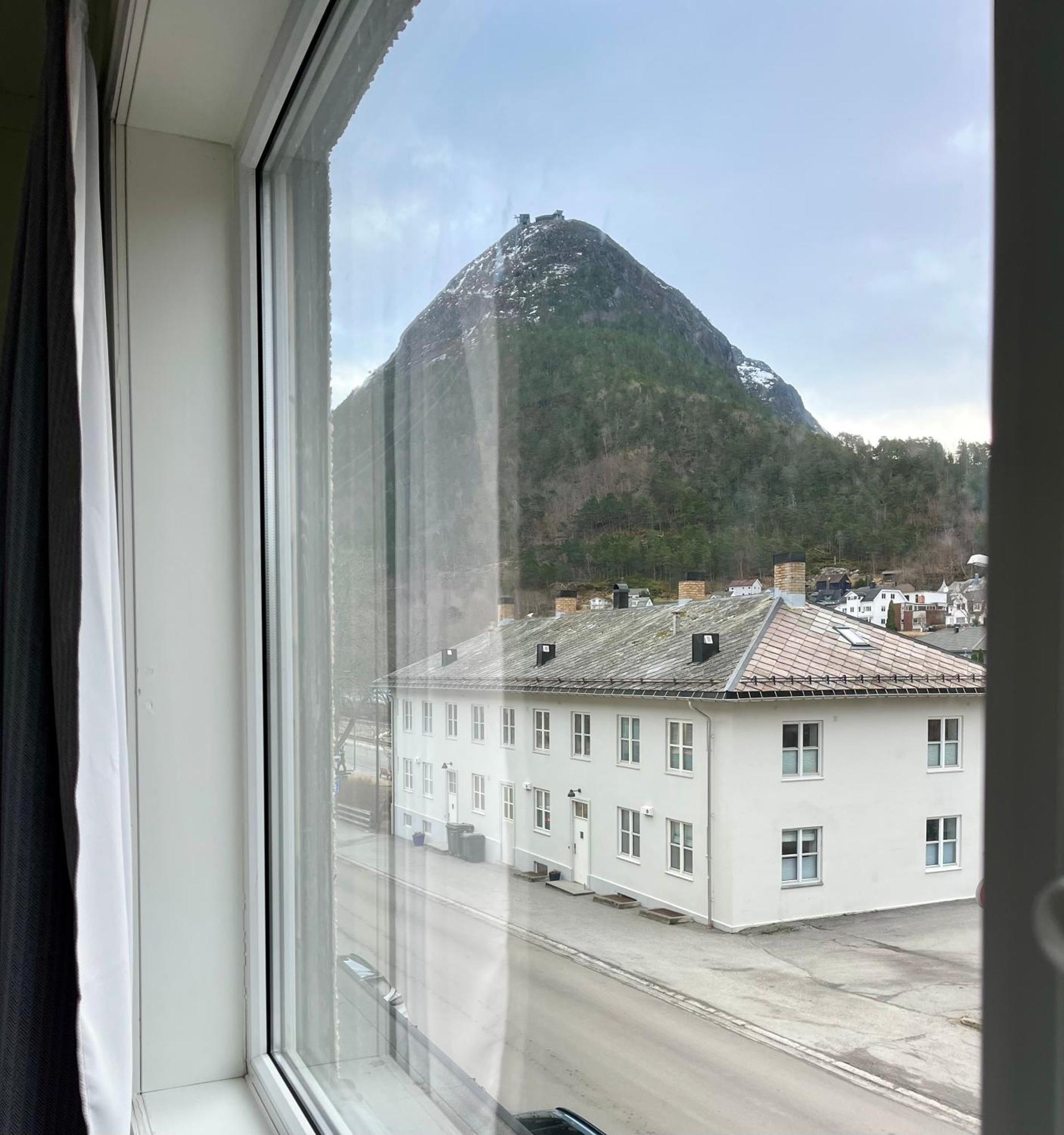 Apartment In The Heart Of Åndalsnes Eksteriør billede