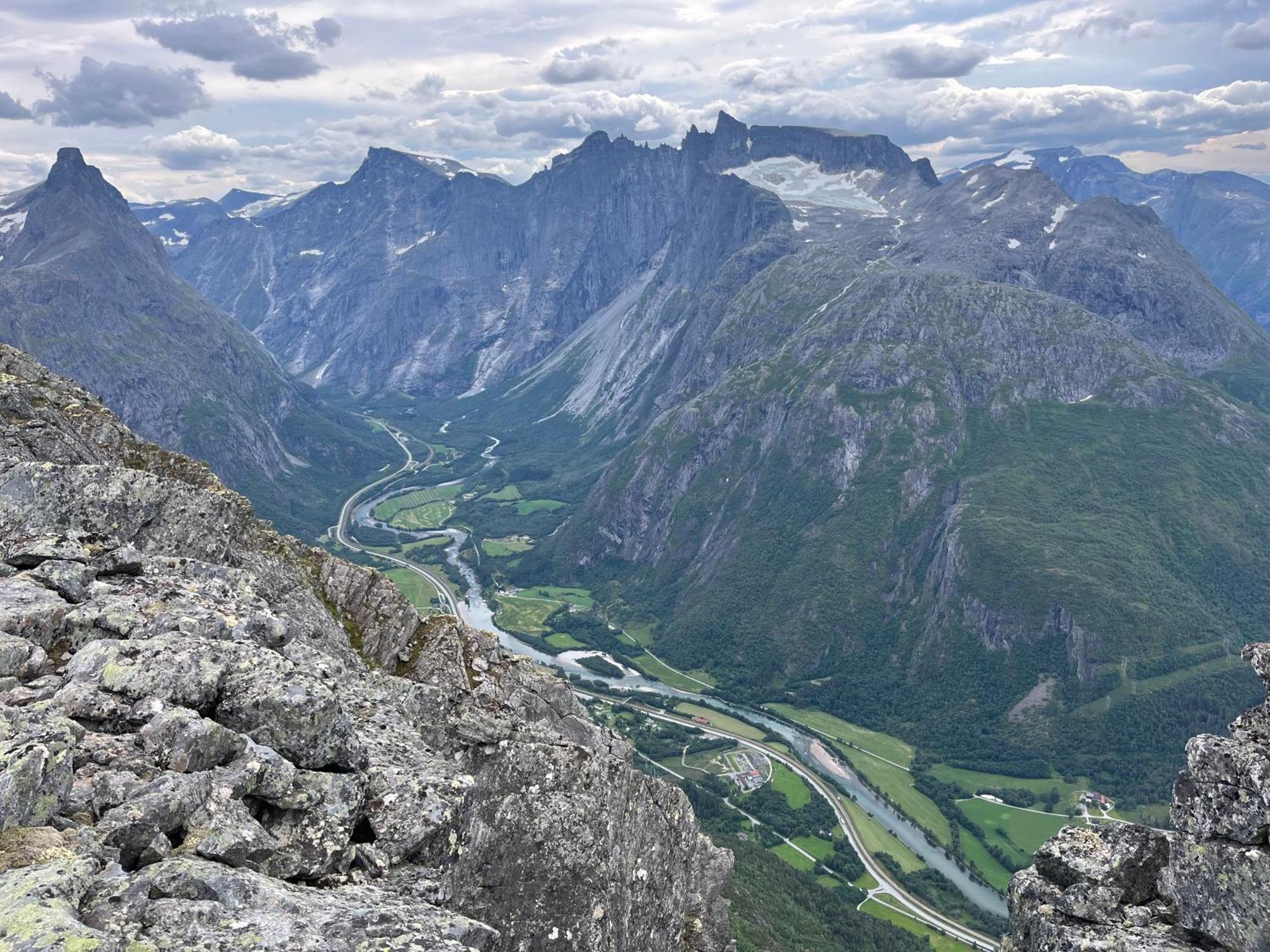 Apartment In The Heart Of Åndalsnes Eksteriør billede