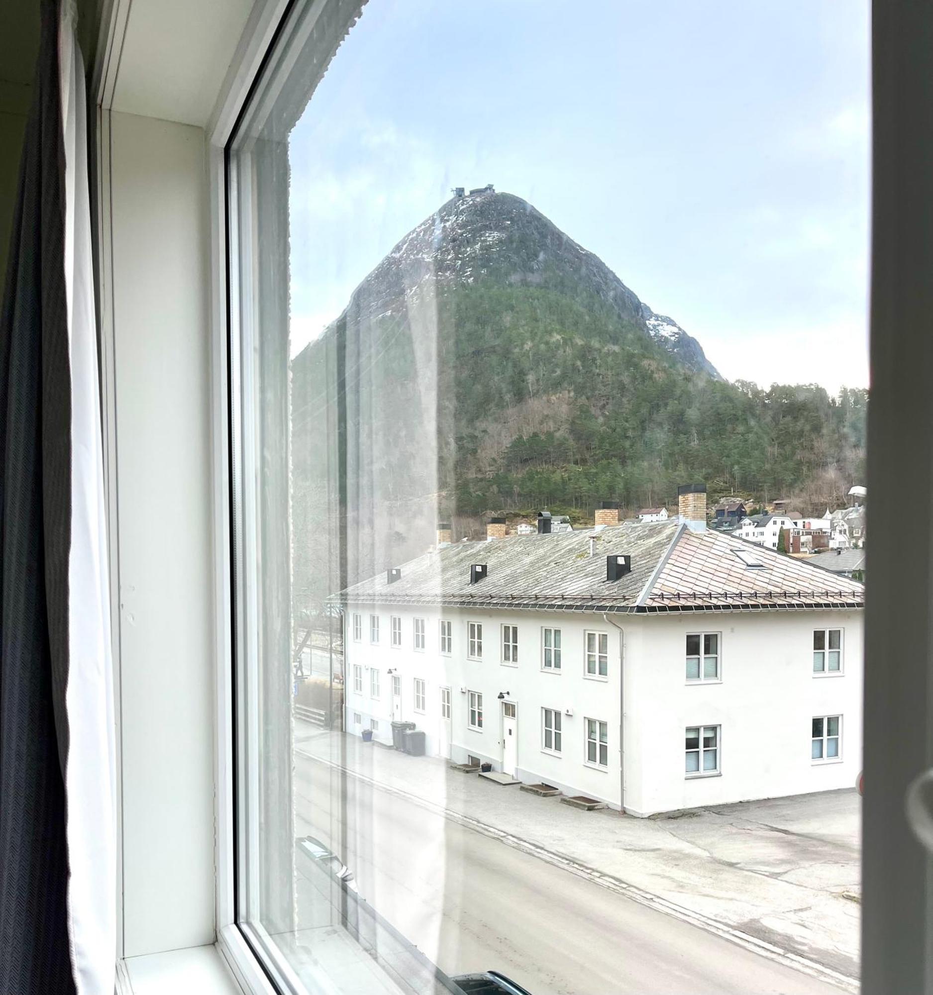 Apartment In The Heart Of Åndalsnes Eksteriør billede