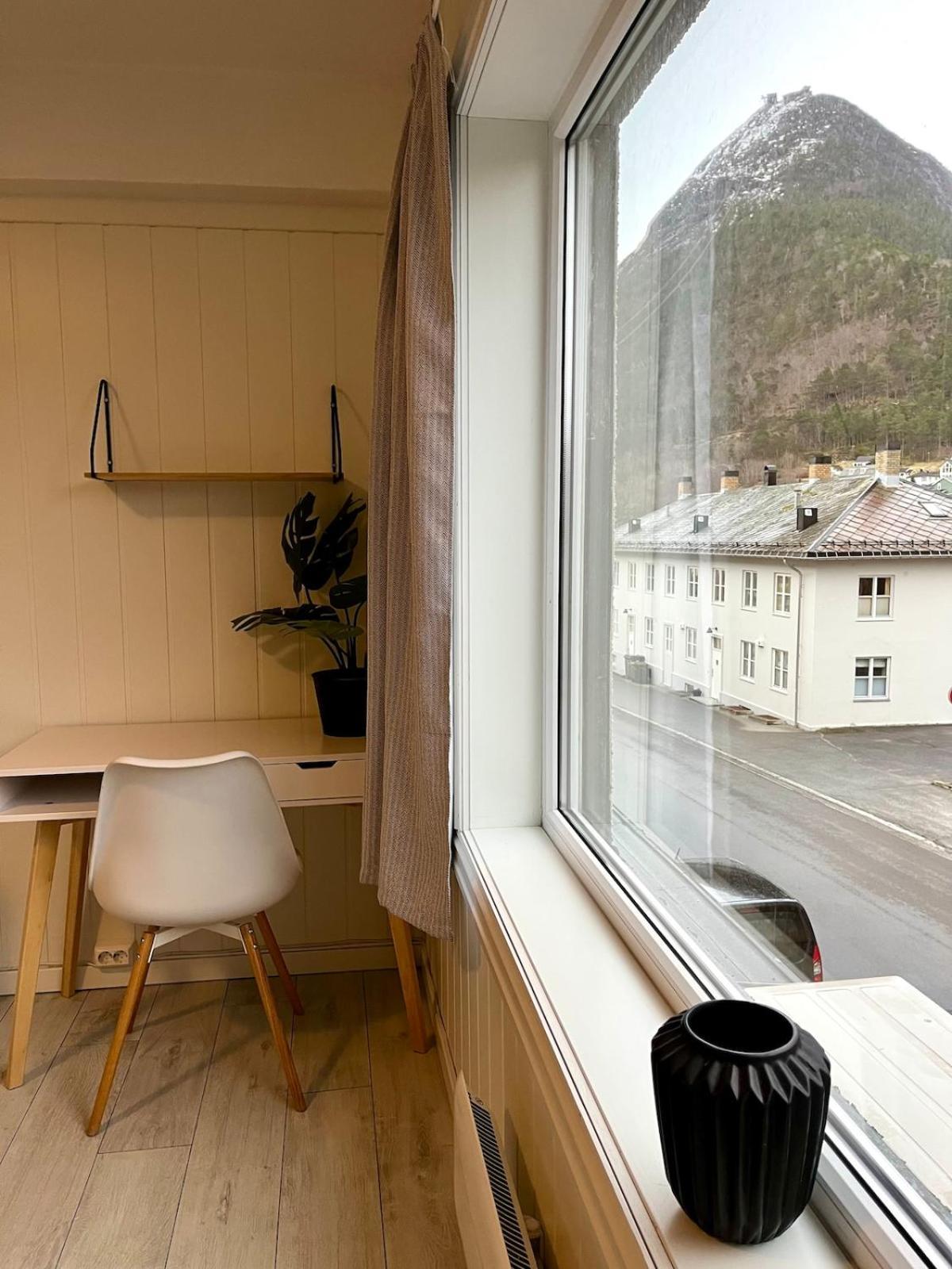 Apartment In The Heart Of Åndalsnes Eksteriør billede